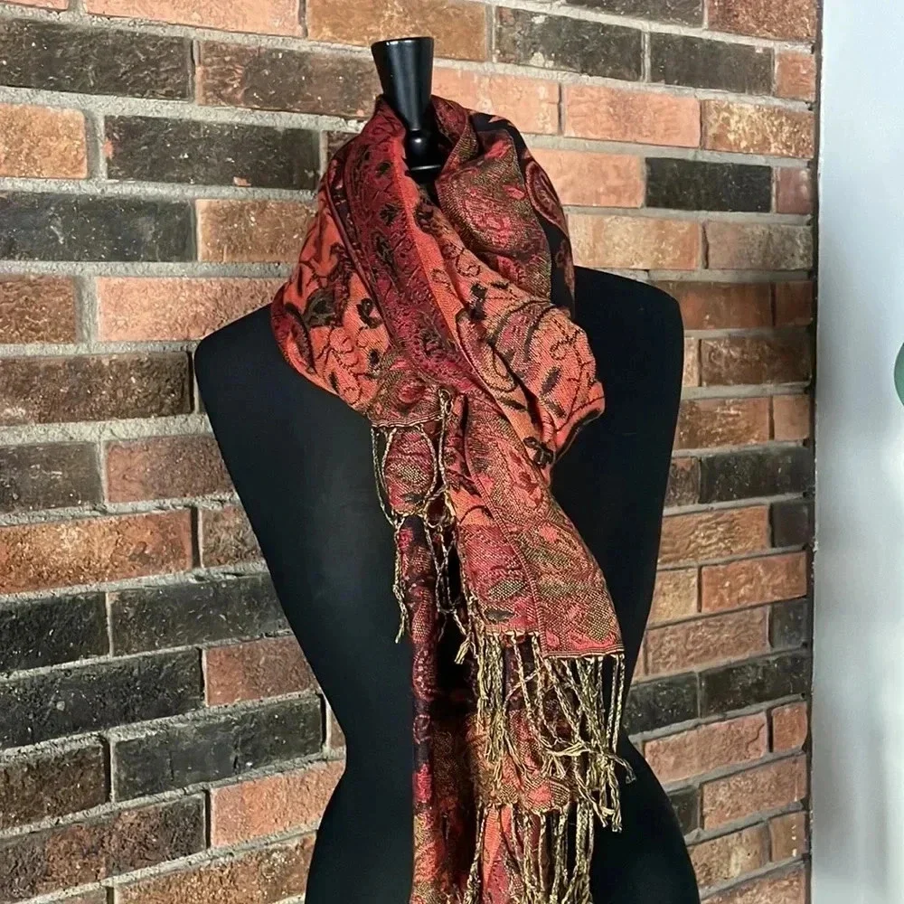 Red‎ Floral Scarf